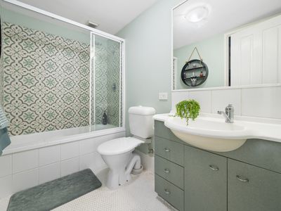 11 / 150 Marine Parade, Southport