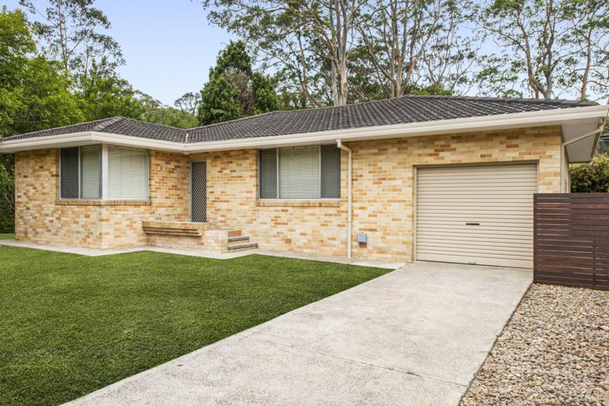 8 Lionel Parade, Springfield