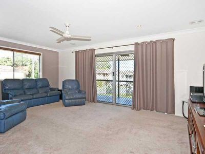 1 Creston Street, Raceview