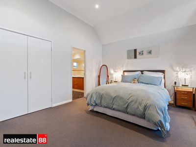 18 Old Belvidere Promenade, East Perth