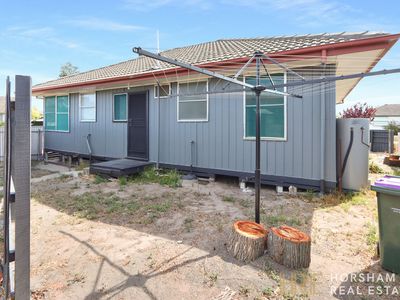 72 Albert Street, Horsham
