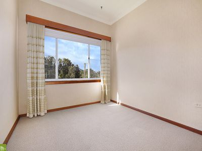 19 Leigh Crescent, Unanderra