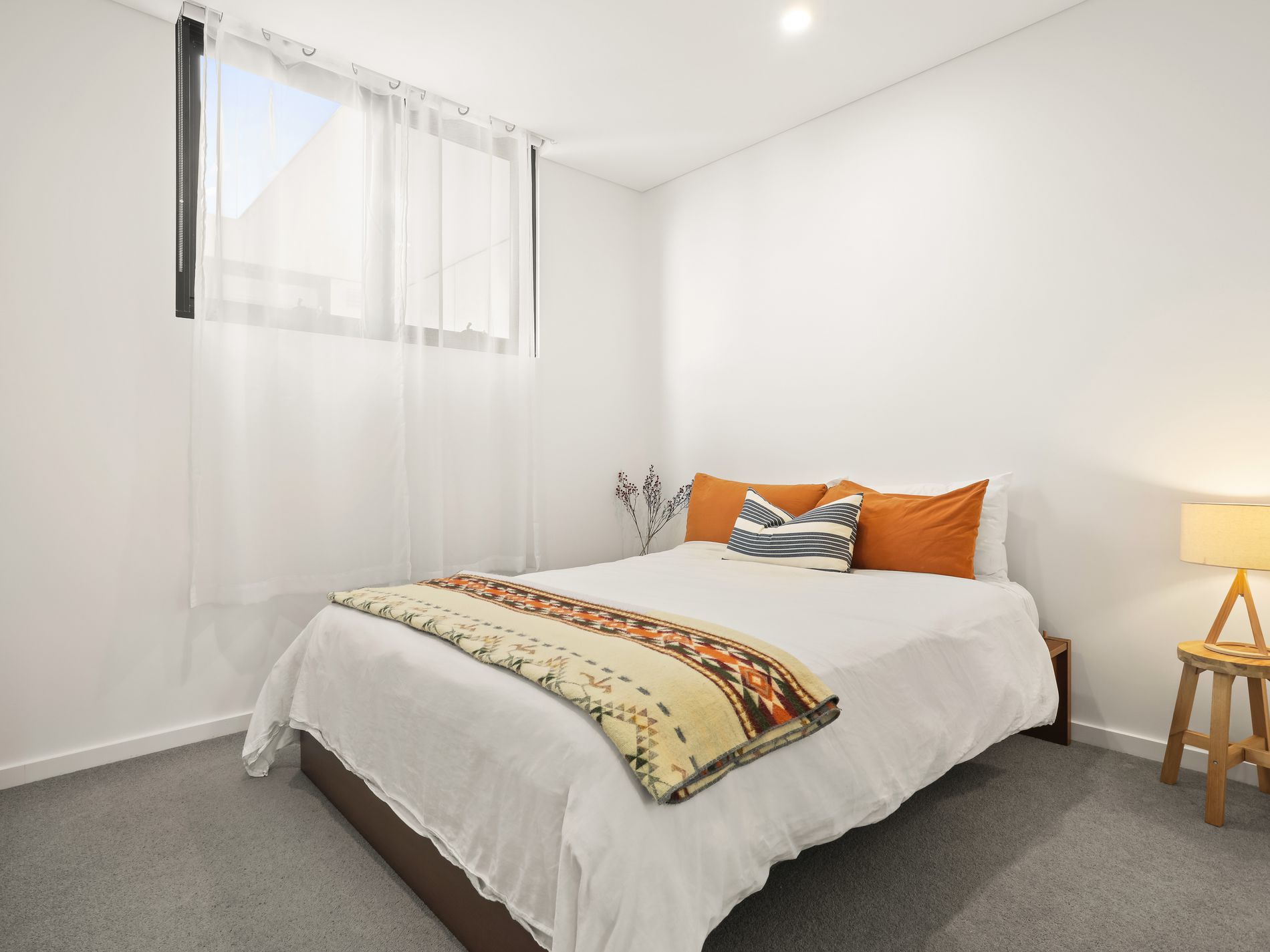 2 / 1368 Botany Road, Botany
