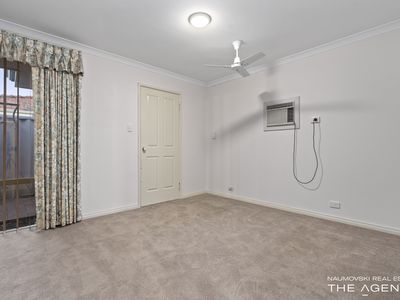2 / 5 Barker Avenue, Balcatta