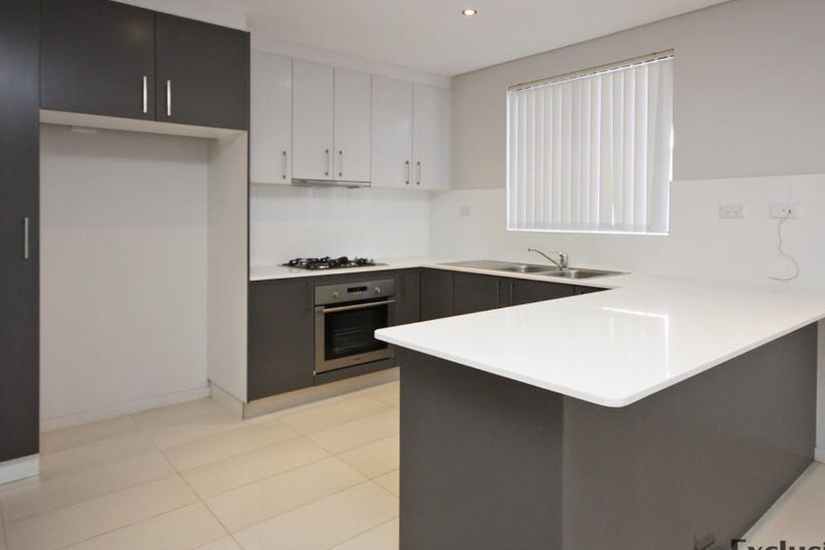 1 / 40-42 Henley Road, Homebush West
