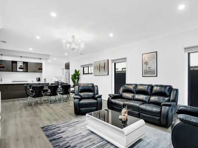 413 Black Forest Road, Werribee