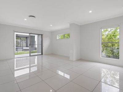 110 McDermott Parade, Rochedale