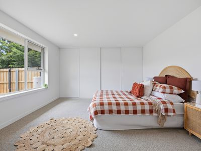 2 / 61 Stanley Street, Summerhill