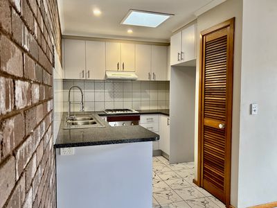 1 / 102 Black Forest Road, Wyndham Vale