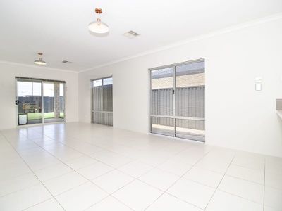 8 Saxon Lane, Baldivis