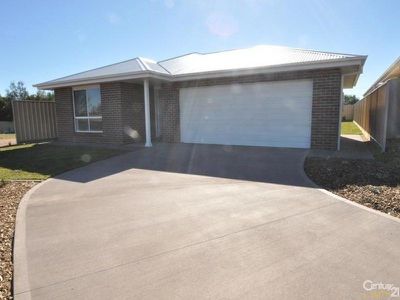 6A Terrazzo Court, Dubbo