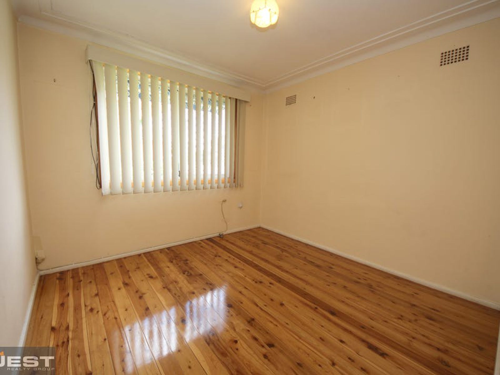 8A Petty Avenue, Yagoona