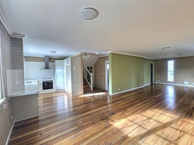31 Christiansen Avenue, Old Erowal Bay