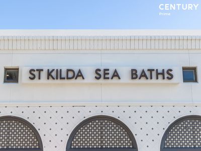 8 West Beach Road, St Kilda West