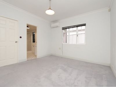 2 / 19 Kitchener Avenue, Victoria Park