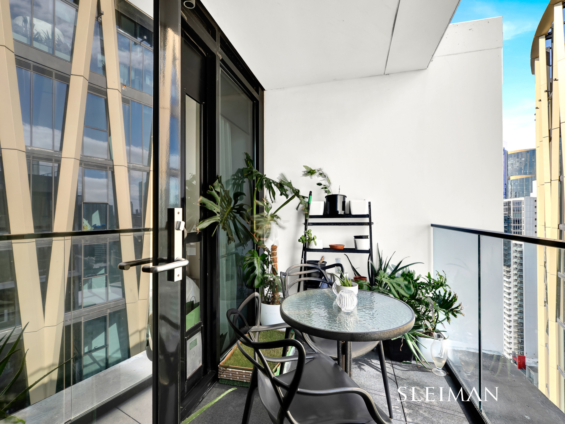 3904 / 61-63 Haig Street, Southbank