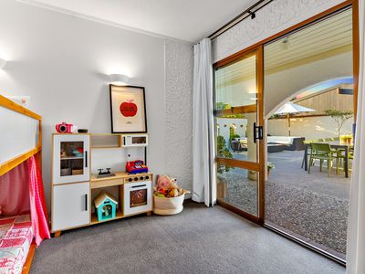 84 Chelsea View Drive, Chatswood