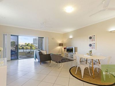 14 / 1 The Strand, Townsville City