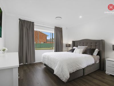 28 Bellingen Way, Hoxton Park