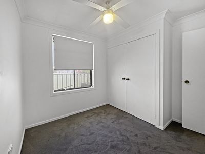 8 Bass Place, Dubbo