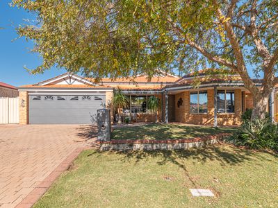 15 Frampton Crescent, Canning Vale
