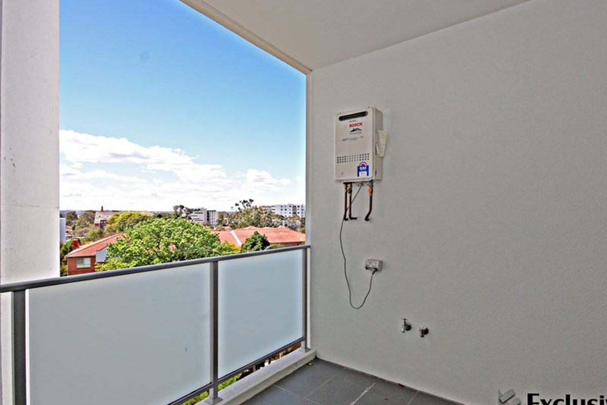 50 Loftus Crescent, Homebush
