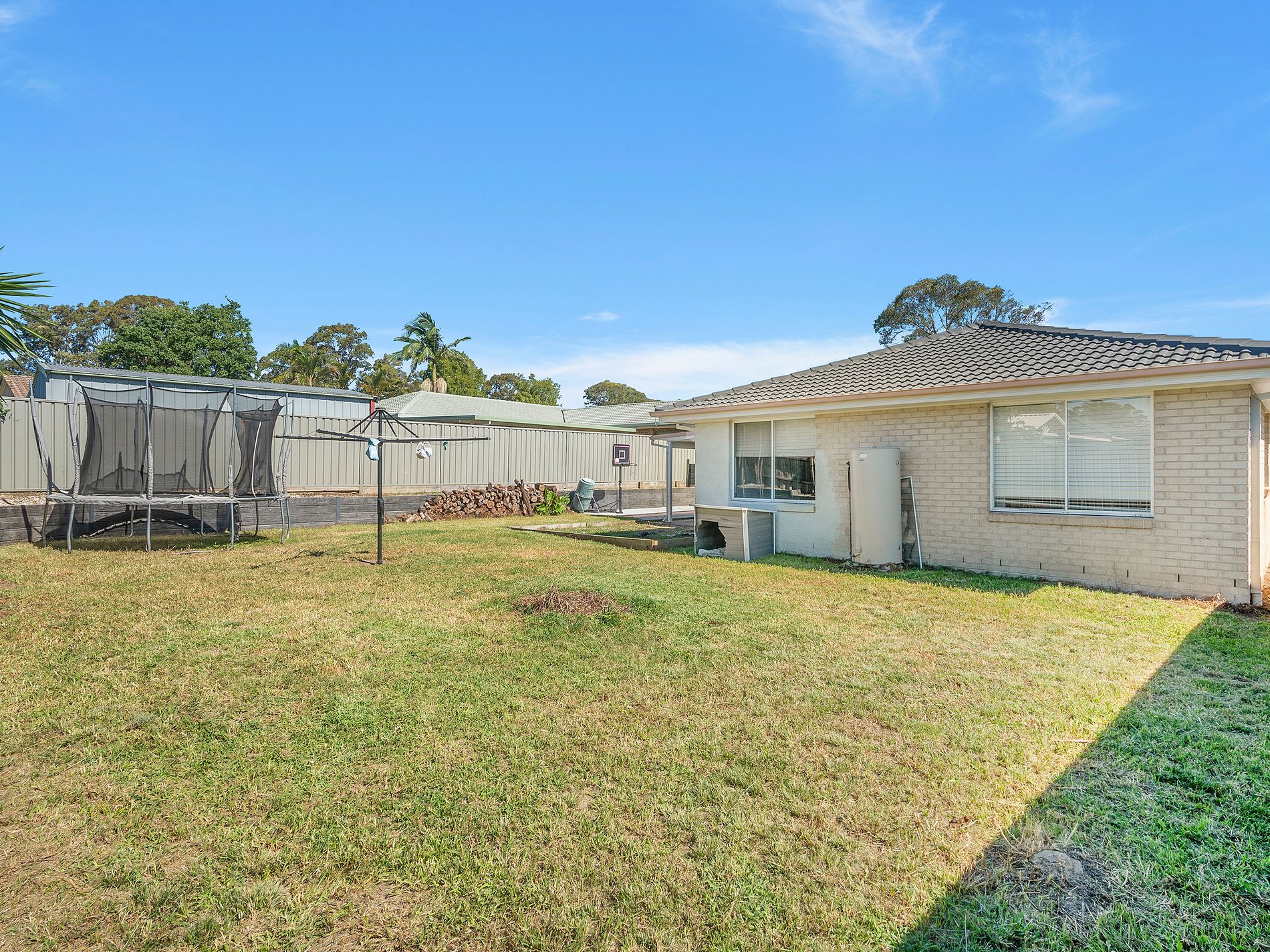 24 Peppermint Drive, Worrigee