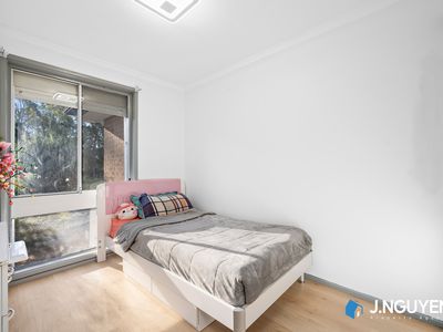 32 Gregorace Place, Bonnyrigg