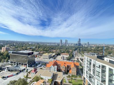 1942 / 9 Maple Tree Road, Westmead