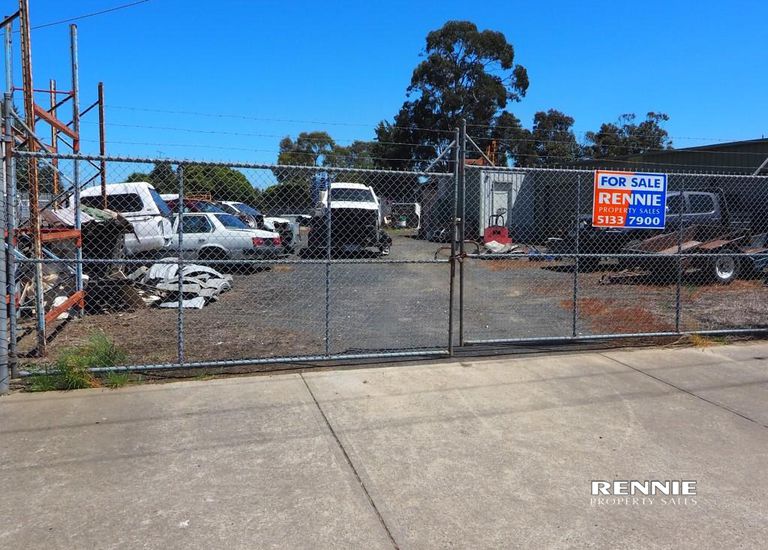 37 Centre Road, Morwell 37 Centre Road, Morwell