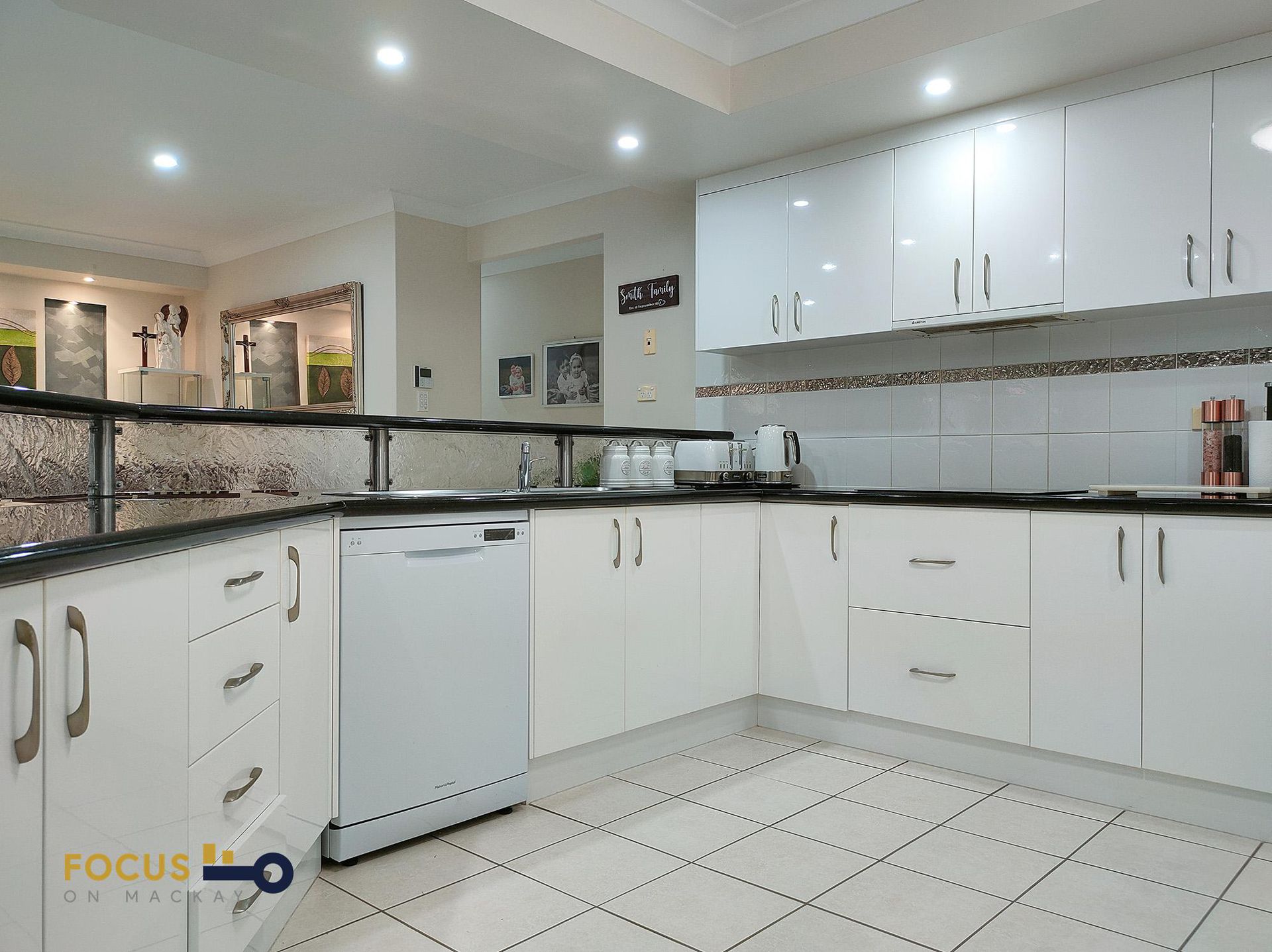 28 / 4 Bourke Street, Blacks Beach