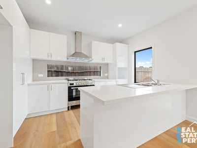 8 / 105 Shrives Road, Hampton Park