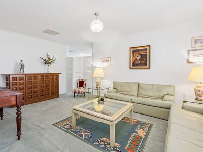 2 Sherbourne Terrace, Dover Gardens