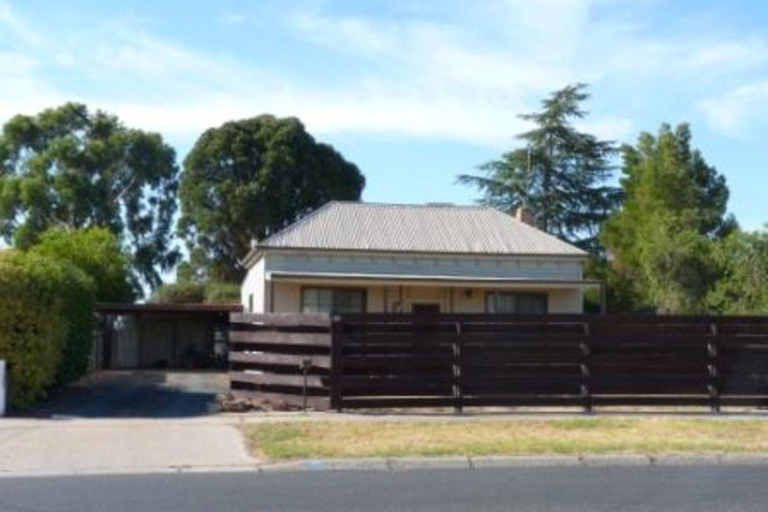 30 Edith Street, Horsham