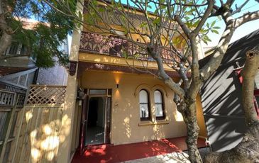 1 / 166 New Canterbury Road, Petersham
