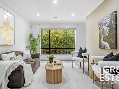 8 John Russell road, Cranbourne West