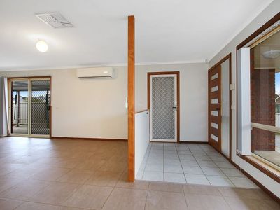 Unit 1 / 42 Mayfair Dr, West Wodonga