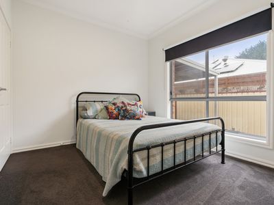 unit 2 / 28 Gordon Crescent, Romsey