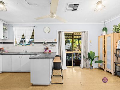 27 Lindy Way, Camillo
