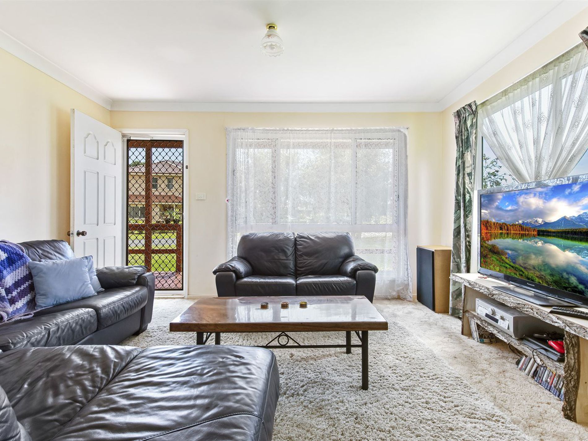 10 Lakewood Grove, Burrill Lake