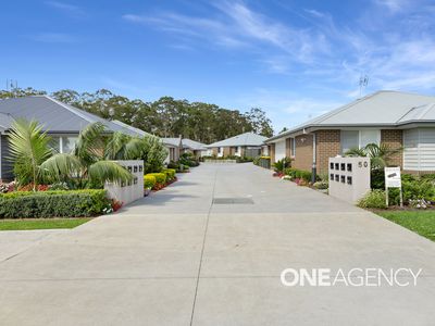 25 / 50 Isa Road, Worrigee
