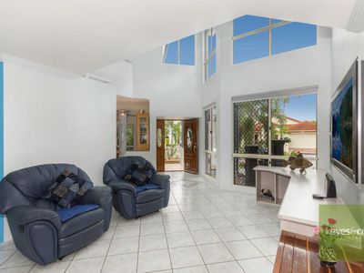 1 Monarch Mews, Kirwan