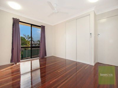 34 Cuthbert Crescent, Vincent