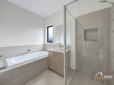 9 Bratan Way, Truganina