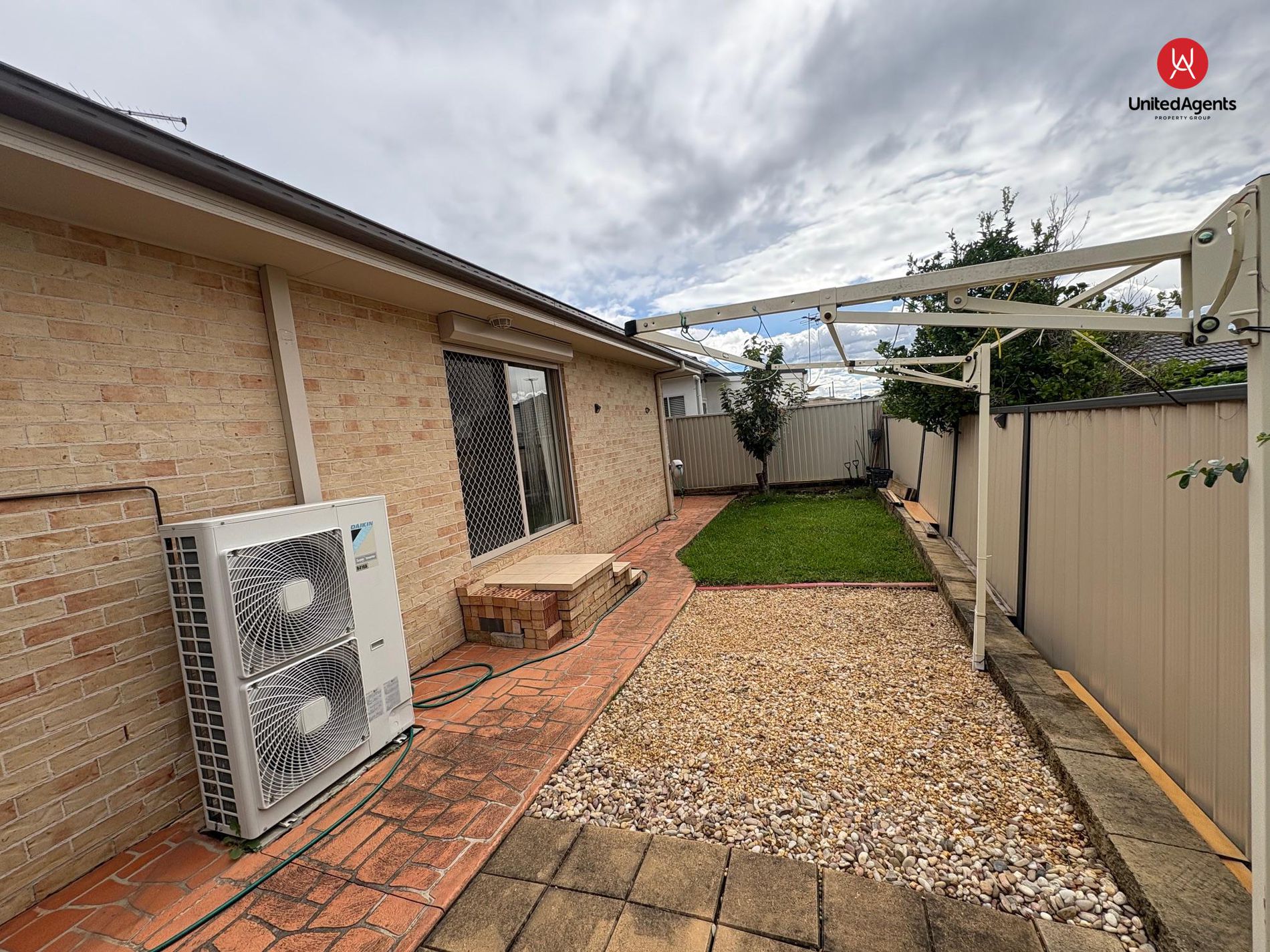 3 Laurieton Road, Carnes Hill