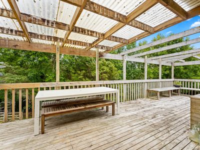 2 Slater Road, Helensville