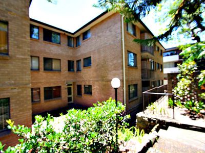 11 / 13-15 Meadow Crescent, Meadowbank