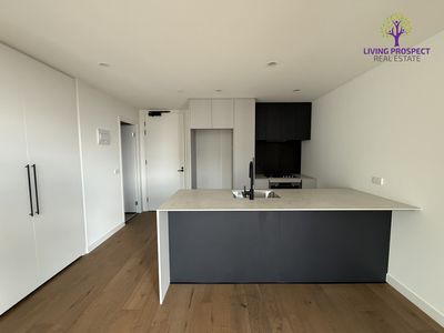 908 / 139-149 Boundary Road, North Melbourne