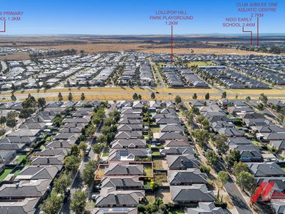 12 Bindarri Road, Manor Lakes
