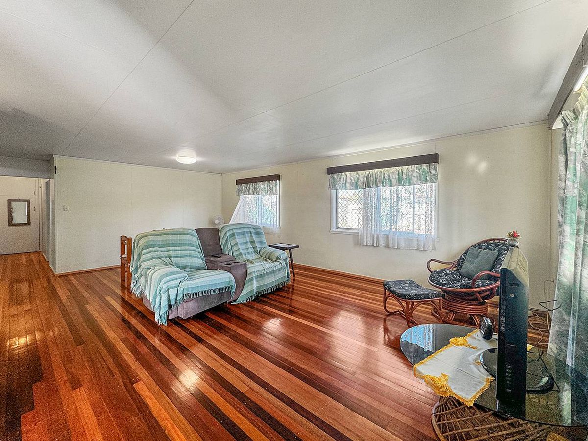 109 Grove Street, Atherton